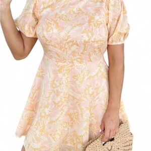 Olivaceous Floral Open Back Mini Dress – Size Medium – NWT